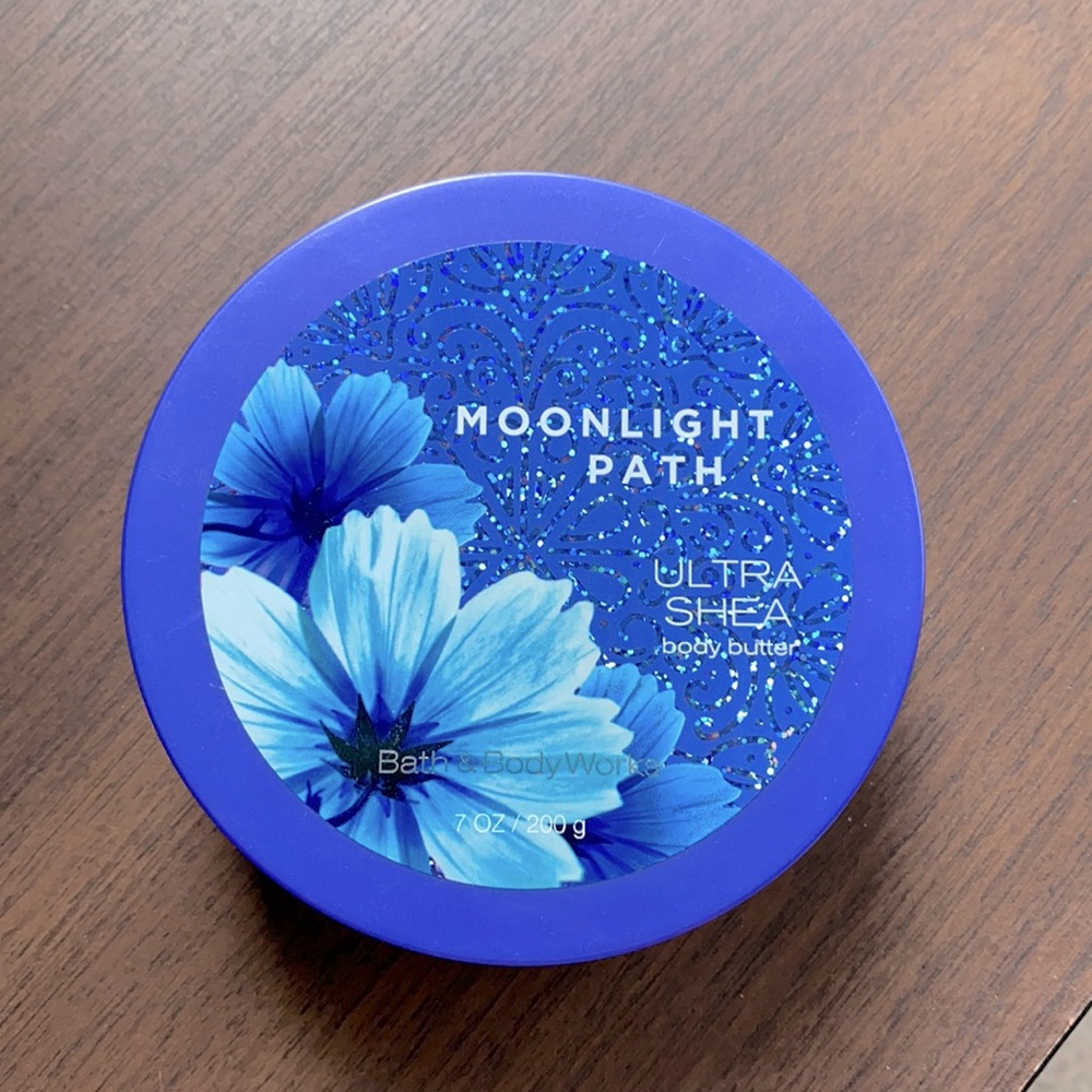 “Moonlight Path” Bath and Body Works- Body Butter